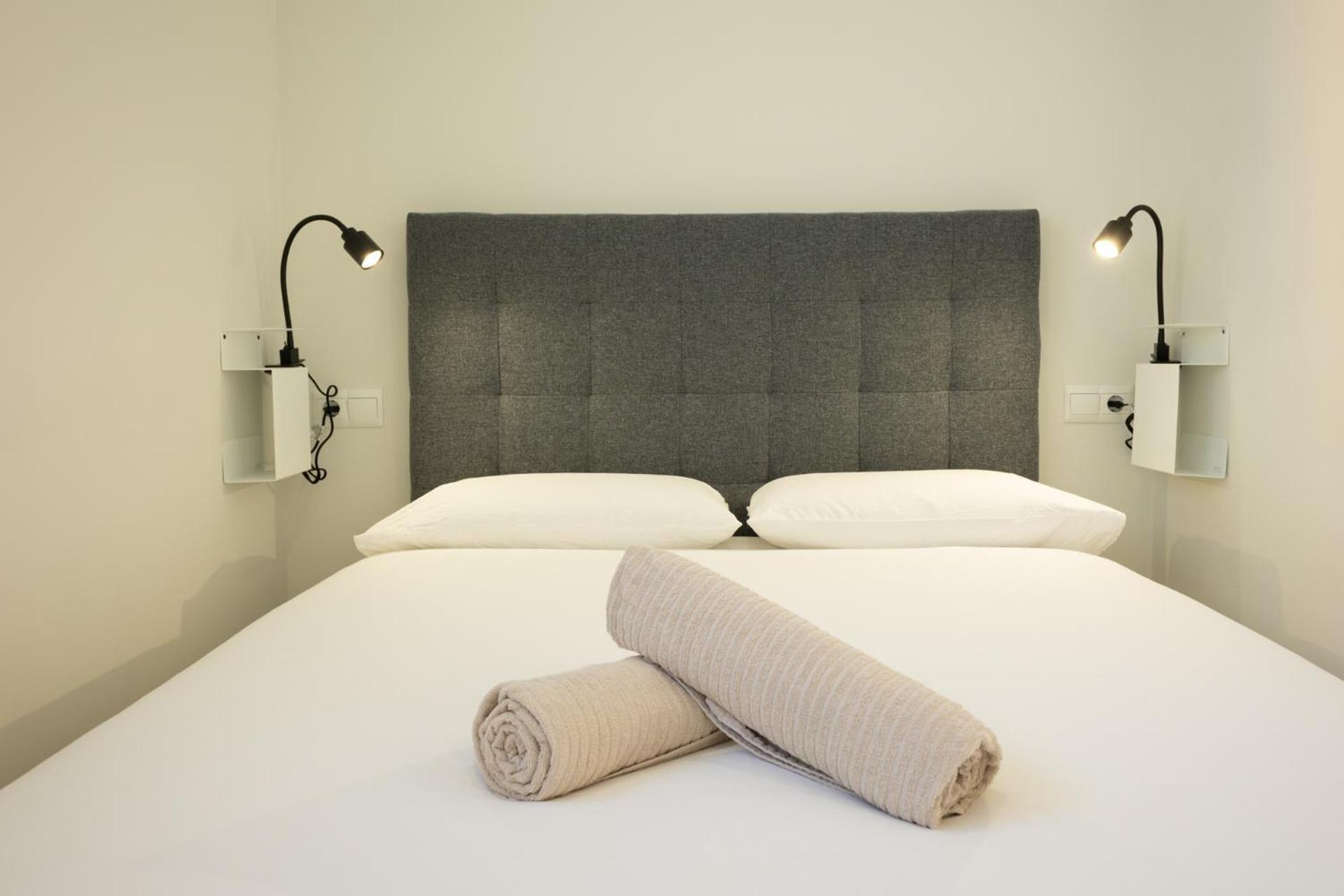 Tentudia Charming Apartments With Private Roof-Top Or Patio In San Bernardo By Ocityzen Sevilla Dış mekan fotoğraf